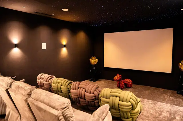 Villa Anzar, cinéma privé, photo 1